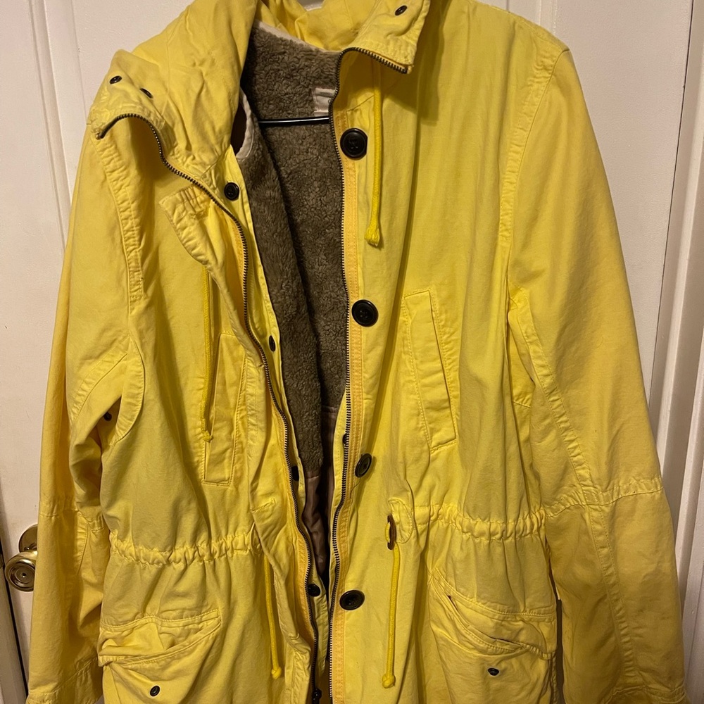 GAP Women's Yellow Ski Jacket